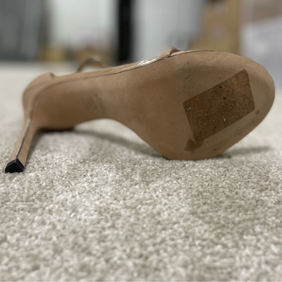 Gorgeous classic! Stuart Weitzman Nudist Beige Patent Leather, Sz 11 - Picture 10 of 10
